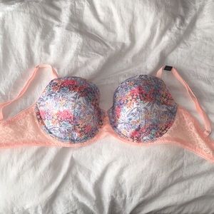 Victoria Secret bra, BRAND NEW